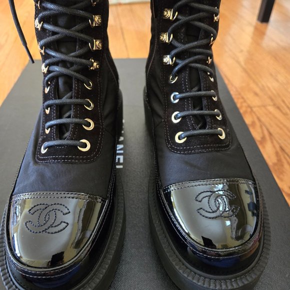 Chanel Restless boots Lace up size 37pp - Picture 5 of 12